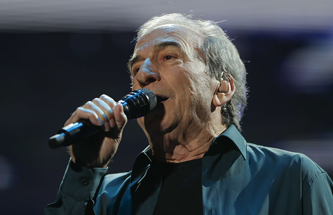 “Y se marchó”: Perales se baja del escenario en Uruguay