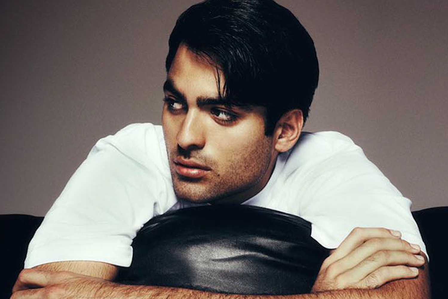 Se acabó la espera: Matteo Bocelli lanza su esperado disco debut, “Matteo”