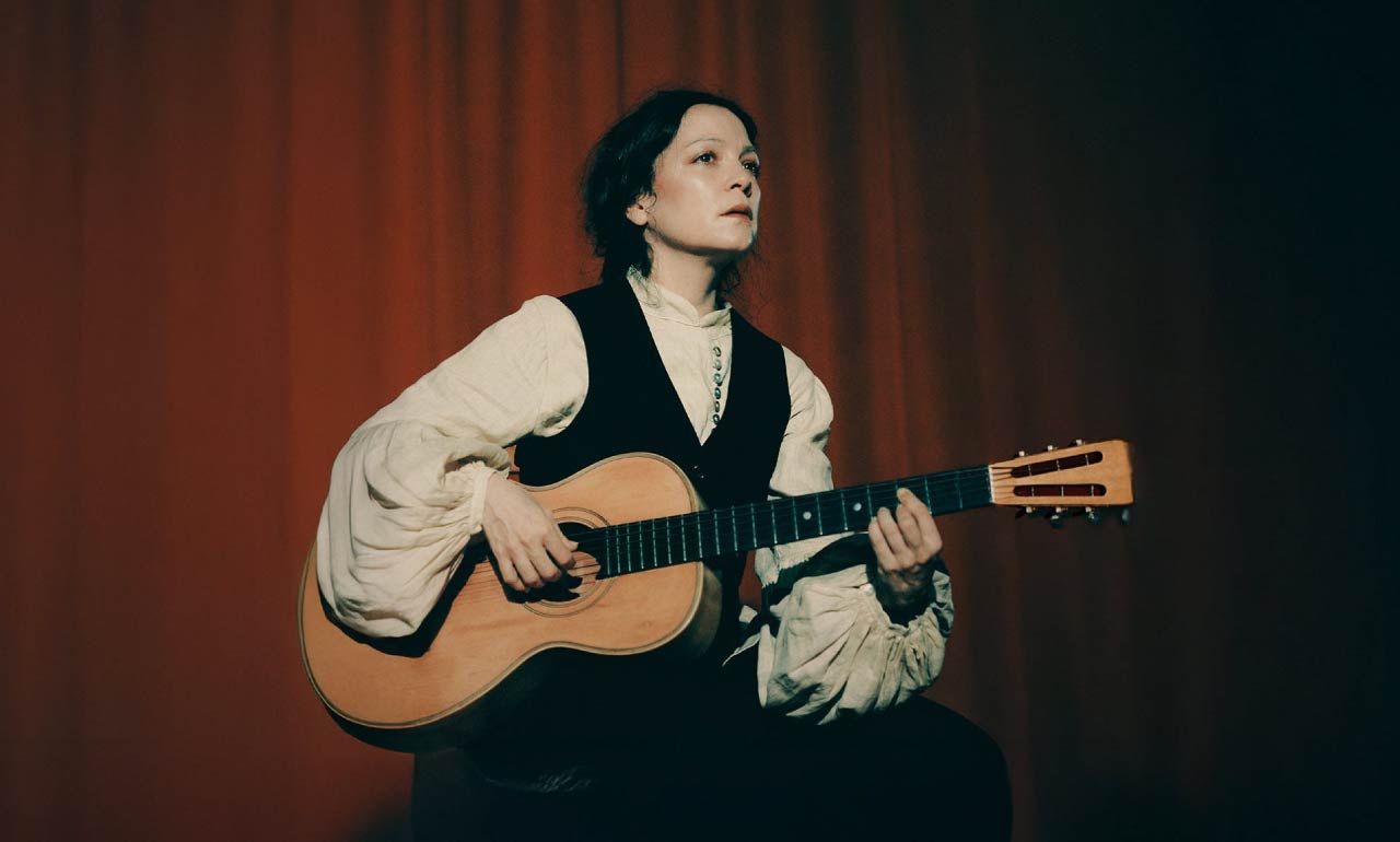 Natalia Lafourcade celebra otro año como referente de la música latinoamericana